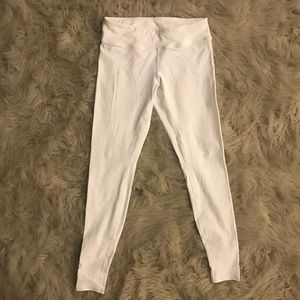 Tammy Hembrow Saski  Collection leggings.